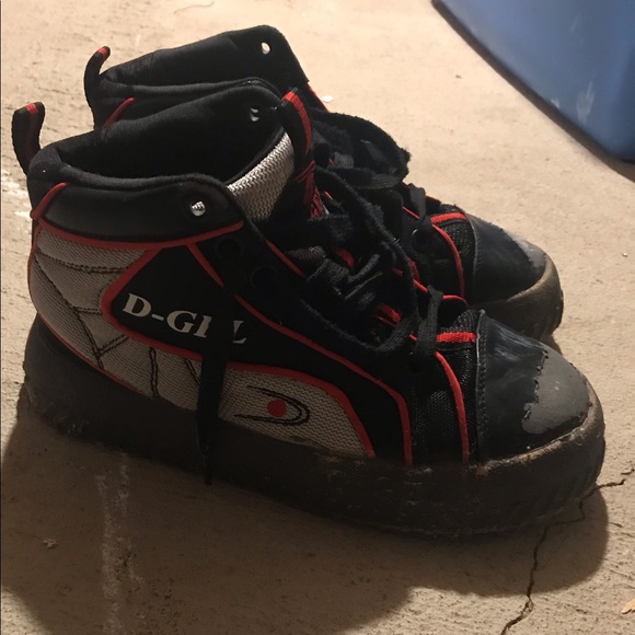 dgel broomball shoes